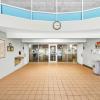Eastlake Suites Hotel & Conference Center By OYO Urbana