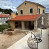 Villa Lali - Modern Villa near the sea in Lukoran
