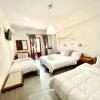 Costas Inn