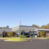Days Inn by Wyndham Hinesville Near Fort Stewart, Newly Renovated, Free Hot Breakfast, Restaurant and Bar
