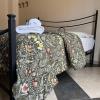 b & b Jasmine