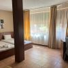 Family Hotel Square