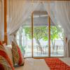 WAVE SOUND by 3S Maldives