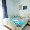 Happy Holiday Apartments