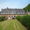 Holiday home in a historic building near Montreuil
