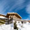 Sunlit Apartment near Ski Area in Hollersbach im Pinzgau