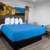 Pico Rivera Inn and Suites