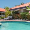 Blue Marlin Apartments, Nabij Mambo Beach