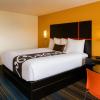 Chaparral Motor Inn