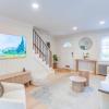 Family Home Brand New Kitchen 10 Min Walk to Metro