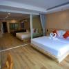Platinum Hotel and Apartments