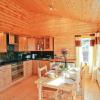 Bracken Log Cabin - S4468