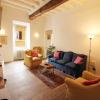 Trevi Fountain 2BR Apartment
