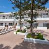 Hostal Es Pi - Emar Hotels