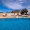 Minos Villa