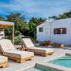 Minos Villa