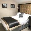 107a St. Aldates, Oxford, OX1 1BU, United Kingdom.