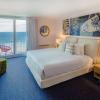 4660 El Mar Dr, Lauderdale-By-The-Sea, FL 33308, United States.