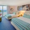 4660 El Mar Dr, Lauderdale-By-The-Sea, FL 33308, United States.