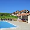 Disabled-accessible gite with heated pool