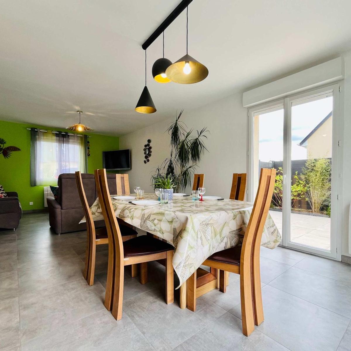 Le Gite des Marais Charming Holiday Home with Garden in Carentan-les-Marais – Holiday Home