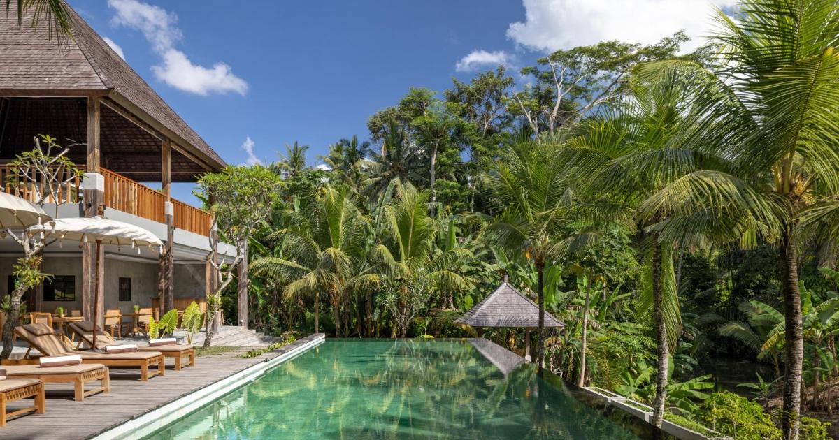 RUMAH KAYU RESORT