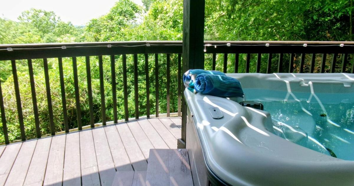 Statele Hawk's View Chalet with hot tub & view Murphy, NC, Murphy (prețuri ...