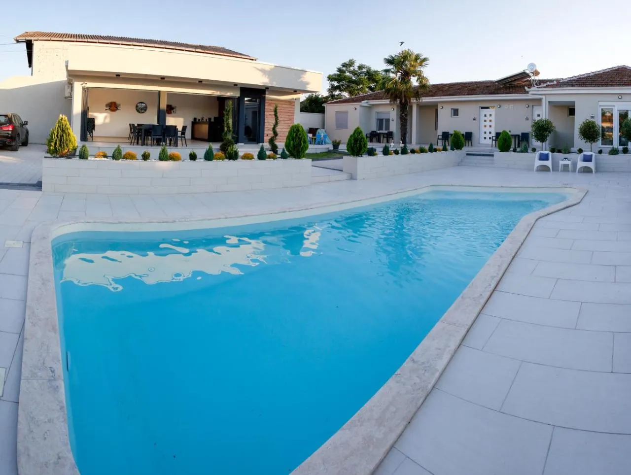 476009895.webp?k=f51818ad029c0dd018caa043a237687e32bf5f6d828164210968135cc61ad4c6&o=