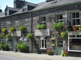 Yr Hen Fecws, hotel in Porthmadog