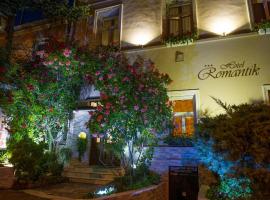 A picture of the hotel: Hotel Romantik Eger