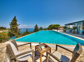 Glyfada Beach Villas, hotel i Longos