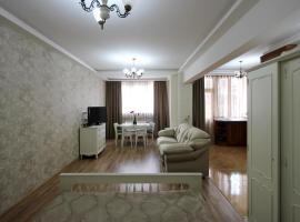 รูปภาพของโรงแรม: Luxary apartment near opera & Cascade!