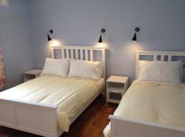 Hotel Photo: The Farmhouse Apartment