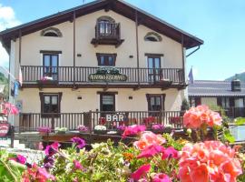 Albergo Passet, hotel a Pragelato