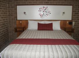 Hotel kuvat: Idlewilde Town & Country Motor Inn