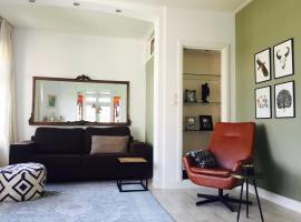 Gambaran Hotel: Tastefull double story 2 bedroom appartment/house