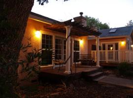 Hotel Foto: Glen Ellen Inn Secret Cottages