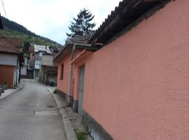 Hotel Photo: Holiday House Becar