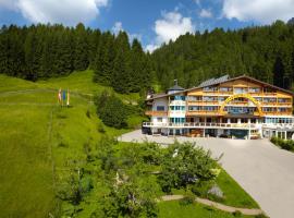 Hotel fotoğraf: Hotel Talhof Garni&more in Wängle bei Reutte