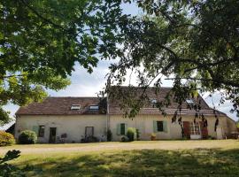 Foto do Hotel: Chambres d'hotes le Matou Roux