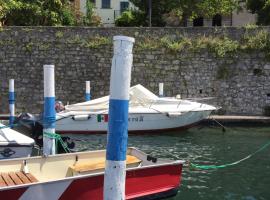 Hotel Photo: Appartamento Terrazza sul Porto