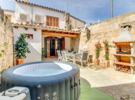 Hotel kuvat: Can Mateu