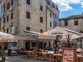 Hotel Rendez Vous – hotel w Kotorze