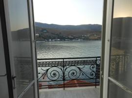 Foto di Hotel: Mansion at Chora in Andros