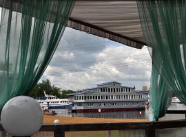 Hotel foto: Family hotel on the lake Lakada