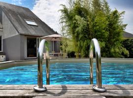 Hotel Photo: Holiday Home in Virton with swimming pool