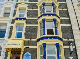 Queensbridge Hotel, hotel en Aberystwyth