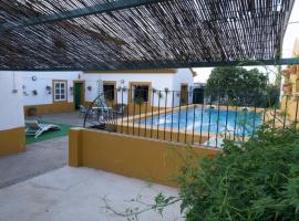 รูปภาพของโรงแรม: Casa Rural Dehesa de Solana