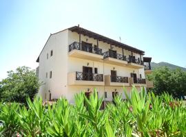 Mont Helmos Hotel, hotel di Klitoria