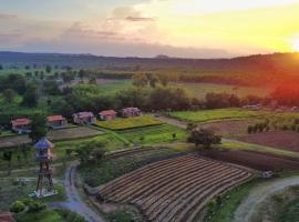 COOLLiving Farmhouse Organic, hotel din Wang Nam Khieo